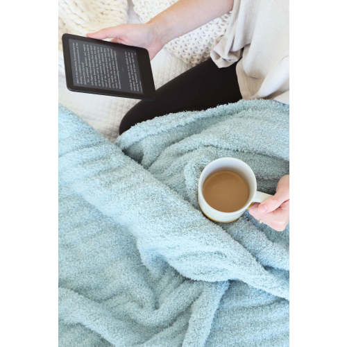 CuddleLane™ Luxe Blankets | Solids