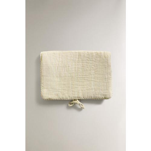 STRIPED MUSLIN BABY WIPE HOLDER