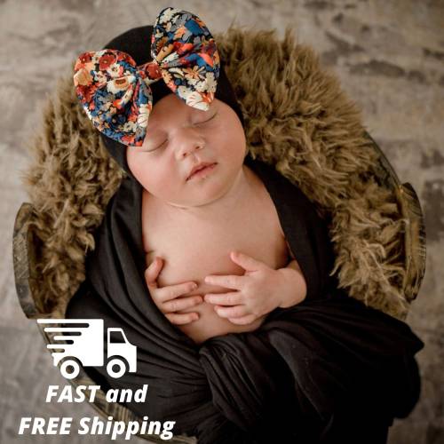 Newborn Girl Hospital Hat Set: Floral Bow, Black Swaddle Blanket