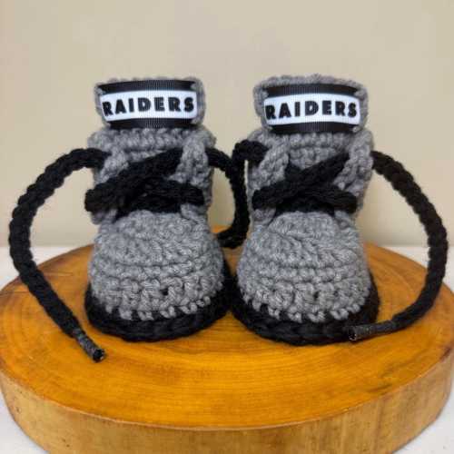 Las Vegas Raiders baby booties shoes slippers boots 3-9 months infant toddler quality NFL fan gear Raider Nation