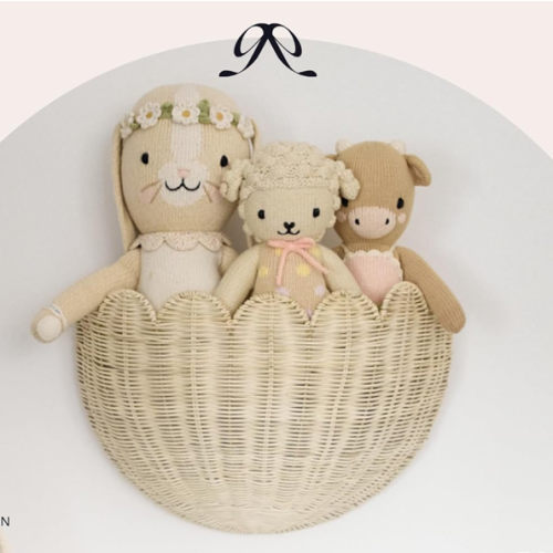BEBE BASK Scalloped Wicker Wall Basket - The Original - Hand Woven Basket - Scalloped Décor Wall Hanging Baskets -16" x 10" x 7"In - Hanging Wall Basket (Natural)