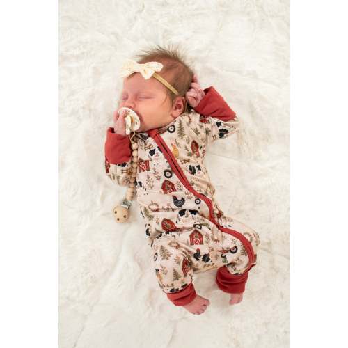 Folk Farm Christmas Animals Baby Zippy *Preorder* – American Farm Company