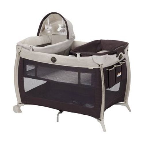 Safety 1st  Play-and-Stay Playard - Dunes Edge