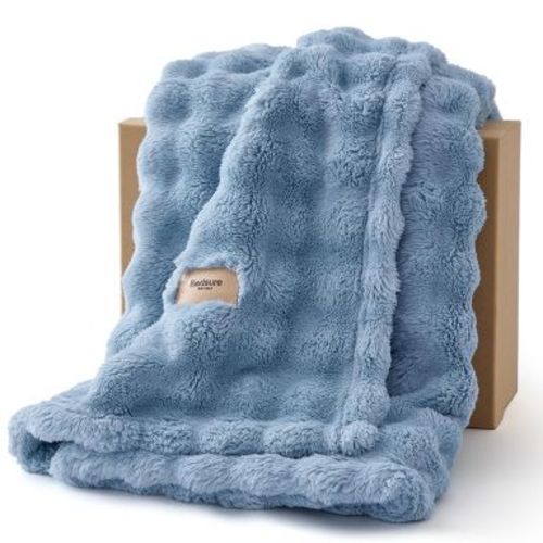 Bedsure 3D Bubble Blanket - GentleSoft Blue, Ultra Soft All Seasons Throw, Suitable for Couch Office Outdoor, Elegant Birthday & Housewarming Gift