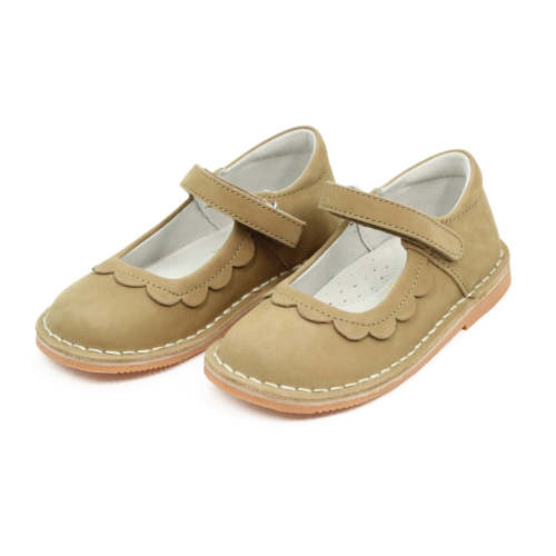 Violette Patent Cream Scalloped Petal Mary Jane - Toddler Girls Classic Shoes – L'Amour Shoes