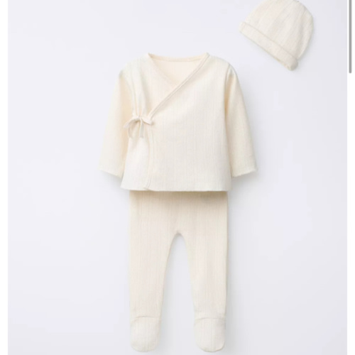 POINTELLE HEART LAYETTE SET AND POUCH - Butter | ZARA United States