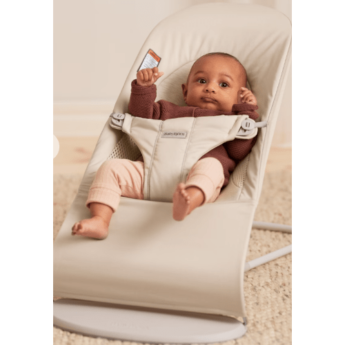 BabyBjörn Bouncer in Color Light Beige