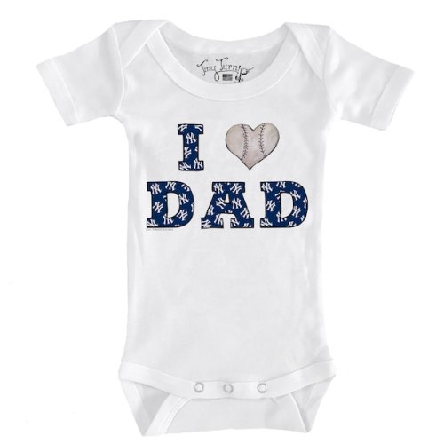 Infant New York Yankees Tiny Turnip White I Love Dad Bodysuit