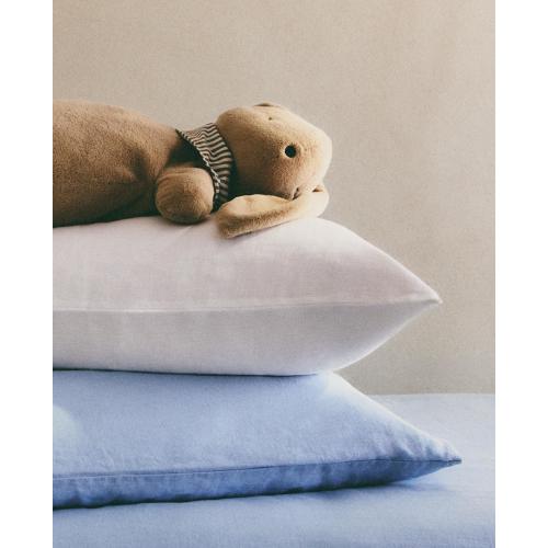 KIDS’ RABBIT CUSHION