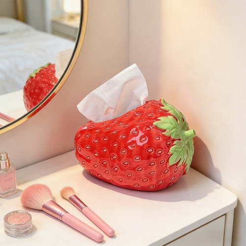 CuiLiyq Cute Strawberry Shape Tissue Box, Cartoon Strawberry Tissue Box Cover, Strawberry Tissue Box Decorative for Bathroom Car Bedroom and Office, 7.8" x 6.3" x 5.1", Red