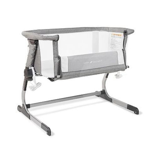 Baby Delight Beside Me Dreamer Bassinet & Sleeper