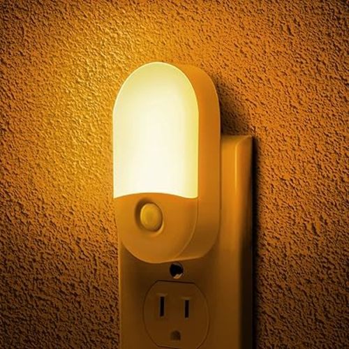 Amber Night Light, LOHAS Night Lights Plug into Wall[2 Pack], 0.6W 2000K LED Night Light, Dusk to Dawn Sensor, 30/60LM Adjustable Brightness, Automatic Low Blue Nightlight for Kid, Bathroom, Hallway