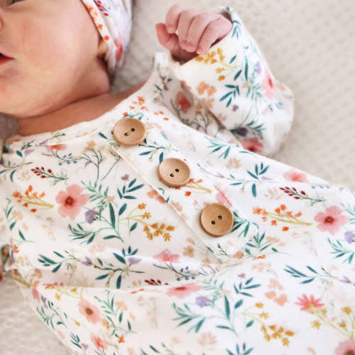 Winnie's Wildflowers Newborn Baby Knot Gown & Hat Set