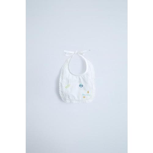 EMBROIDERED CLOTH BIB
