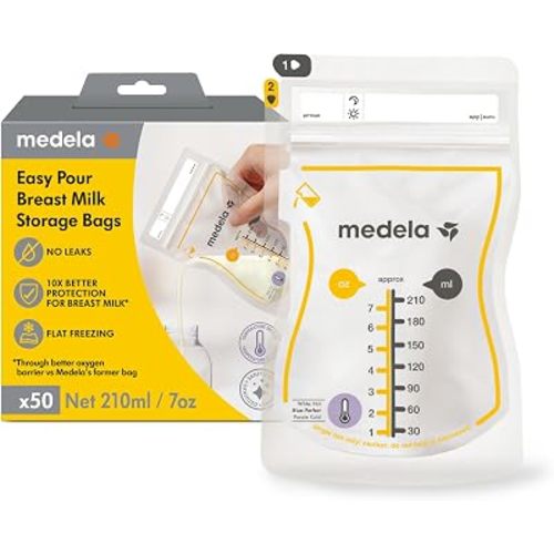 Medela Easy Pour Disposable Breastmilk Storage Bags, Pack of 50, 210 ml, Leakproof Design with Milk Protection, Zip Seal Closure, Made Without BPA
