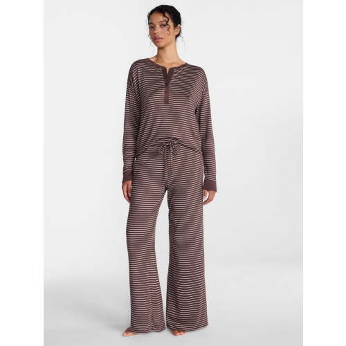 Joyspun Women's Cozy Lounge Collection Hacci Henley Top and Pants, 2-Piece Pajama Set, Sizes XS-3X