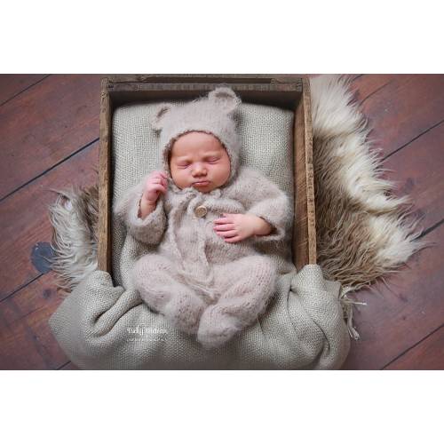 Baby bear footed pajama set, newborn baby bear overalls photography prop, first Halloween costume, knitted newborn romper and bonnet set