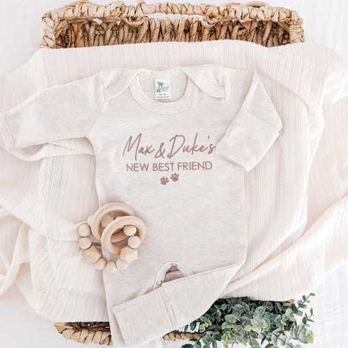 New Best Friend Baby Outfit with Pet Name, Personalized Dog Best Friend Newborn Romper, Dog Name Baby Boy Girl Outfit, Pet Sibling Romper