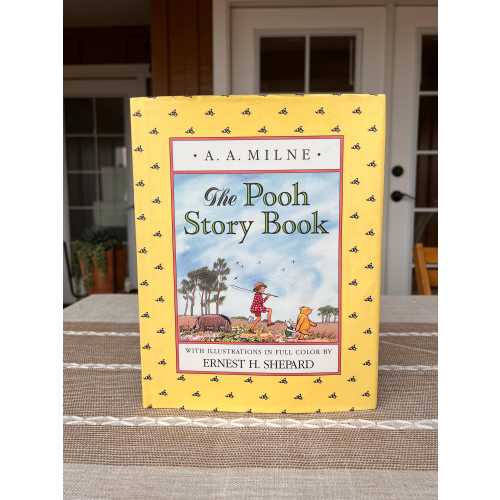Vintage Winnie the Pooh Story Book: Classic Children's Bedtime Stories