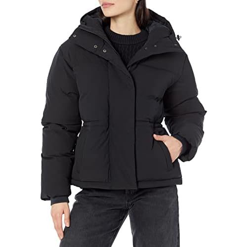Amazon Essentials Women's Short Waisted Puffer Jacket (Available in Plus Size)