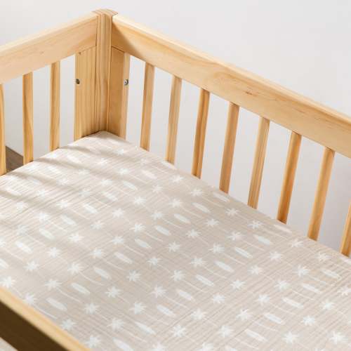 All-Stages Midi Crib Sheet in GOTS Certified Organic Muslin Cotton (Oat Stripe, Moss Stripe)