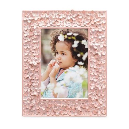 Isaac Jacobs Flower Textured Hand-Crafted Resin Picture Frame with Easel & Hook - Decorative Floral Design Home Décor - 4x6 - Pink