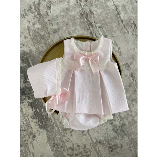 MI LOVES Baby pink Dress/Bonnet/Bloomers 3 piece set with beautiful lace details