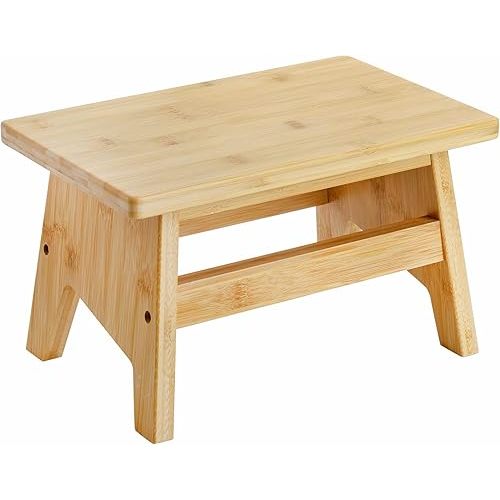 Lyellfe Bamboo Step Stool, Non-Slip One Step Stool, Potty Training Stool, Portable Sturdy Bedside Stool for High Beds, Support up to 300lbs, Easy Assembly