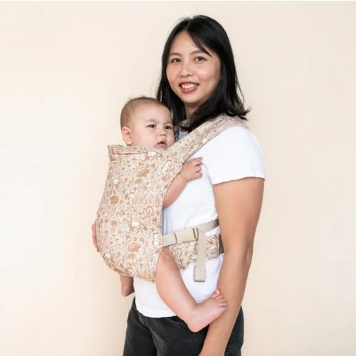 Woodland Lark Baby Carrier | Size-Inclusive & Cozy for Adventures