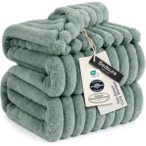 Bedsure GentleSoft King Size Blanket for Bed - Cozy Soft Blankets for Women, Cute Large Fleece Throws for Girls, Sage Green, 108x90 Inches