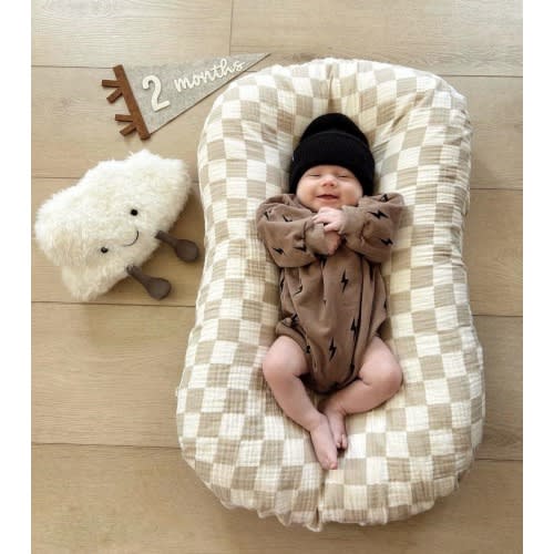 Monthly milestones interchangeable flag for baby photos, newborn photo prop first year, felt neutral pennant, baby shower gift