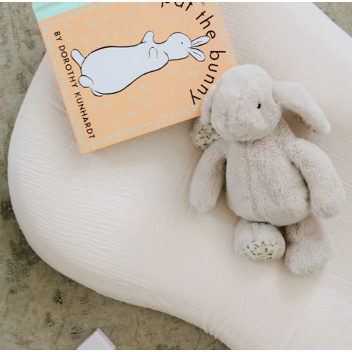Snuggle Me Infant Lounger | Curve + Muslin Cover Set | Natural
