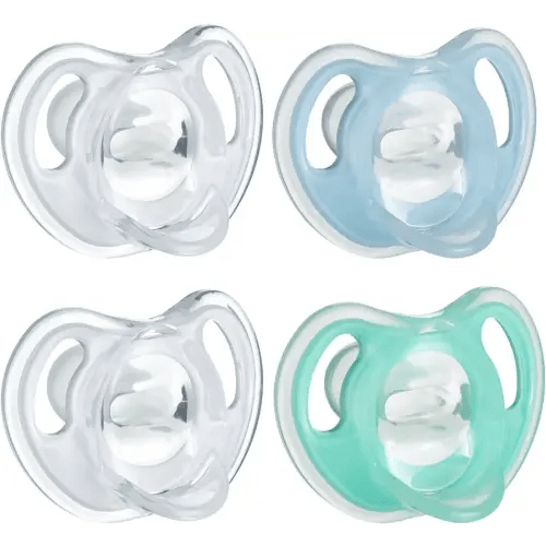 Tommee Tippee Ultra-Light Silicone Pacifier, Symmetrical One-Piece Design, BPA-Free Silicone Binkies, 0-6m, 4-Count