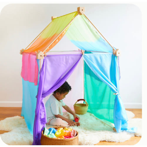 Playfort – Sarah's Silks
