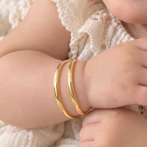 Classic 18K Gold Filled Kids Bangles, Baby Bangle Bracelet, Girls minimalist style bangle, Plain Children smooth polished Jewelry, 5 Sizes