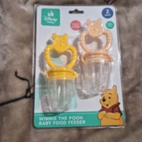 Winnie The Pooh Baby Food Feeder - New