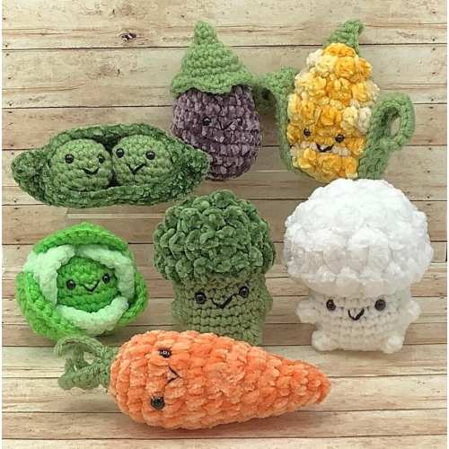 Handmade Crochet Vegetables, play food, sensory toys, gift for kids, crochet food, vegetable plushy, stuffed vegetables, eat your veggies,