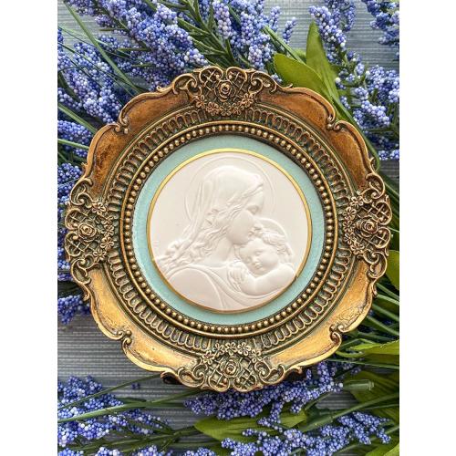 Framed Intaglio | Mary with Infant Jesus