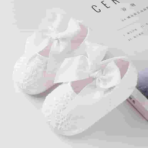 SDJMa Baby Girls Princess Bowknot Soft Sole Cloth Crib Shoes Sneaker,Infant Baby Boys Girls Slippers Cozy Booties Soft Bottom Cartoon Socks Newborn Crib Shoes(White)