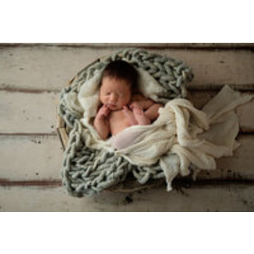 Maternity & Newborn Session by Jennifer Lee Photography