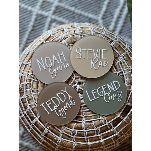 Acrylic Baby Name Sign: Engraved Newborn Photo Prop