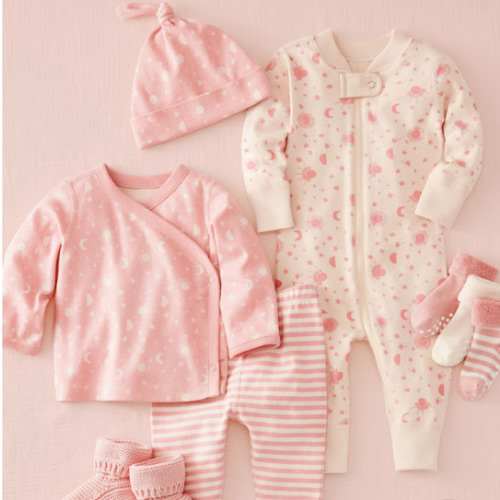 8-Piece Baby Gift Set ($154 value) | Hanna Andersson
