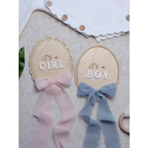 Gender Reveal Sign, It’s a Boy It’s a Girl Announcement, Wooden Baby Plaque