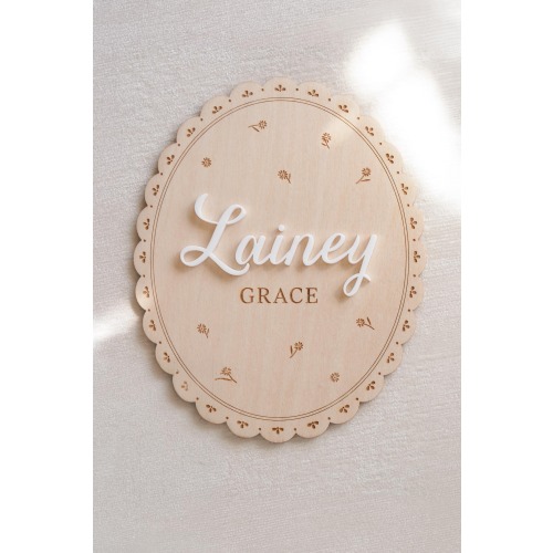 Personalized Baby Name Hospital Birth Announcement Sign – Engraved Scalloped Border | Newborn Photo Prop | Nursery Keepsake