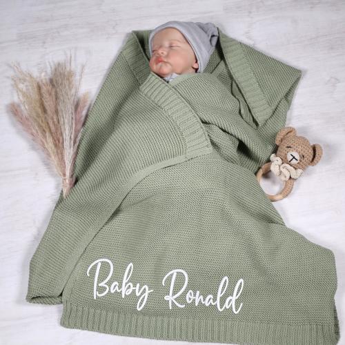 Custom Embroidered Baby Blanket: Personalized Newborn Gift