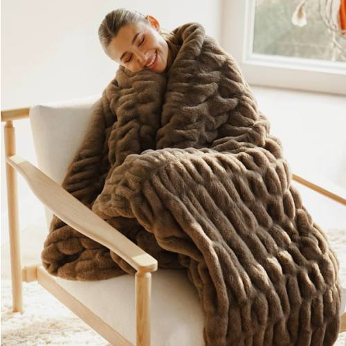 Dreamer Blanket | Super Soft, Cozy Oversized Blanket | Comfrt