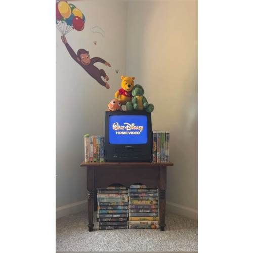 Small side table/Box TV