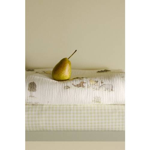 PATTERNED MUSLIN BLANKET