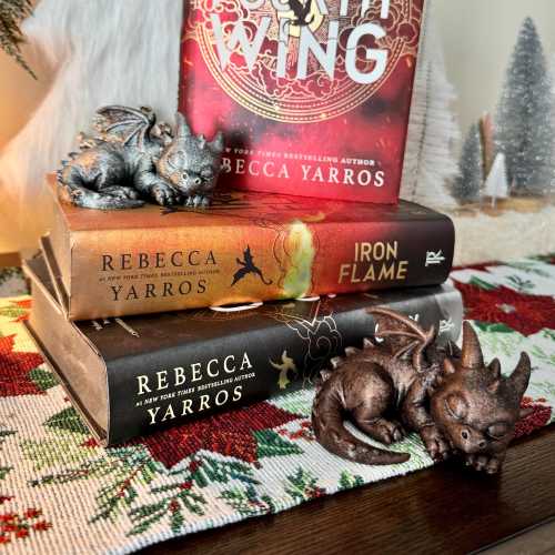 Fourth Wing Inspired Sleeping Baby Tairn Dragon Shelf Decoration