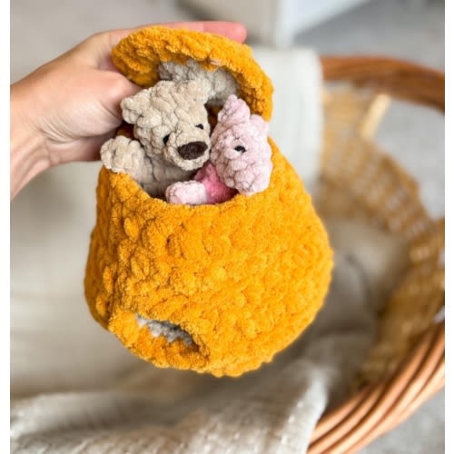 Vintage Pooh Bear & Piglet Crochet Plushie Snuggler Set